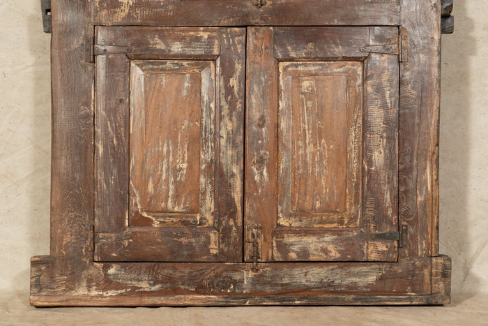 Biscottini Finestra finestrina grata porta in legno massello e in ferro antica e vecchia con telaio da interno o da esterno