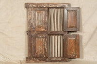 Biscottini Finestra finestrina grata porta in legno massello e in ferro antica e vecchia con telaio da interno o da esterno