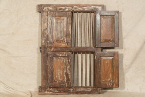 Biscottini Finestra finestrina grata porta in legno massello e in ferro antica e vecchia con telaio da interno o da esterno