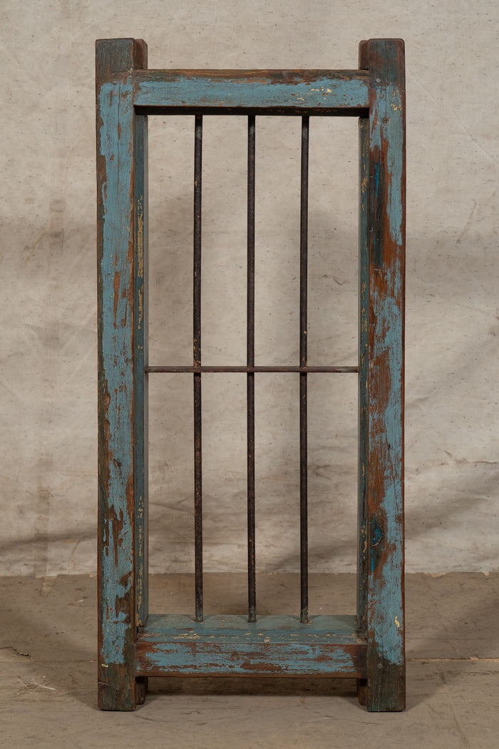 Biscottini Finestra finestrina grata porta in legno massello e in ferro antica e vecchia con telaio da interno o da esterno