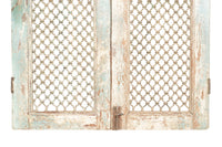 Biscottini Finestra finestrina grata porta in legno massello e in ferro antica e vecchia con telaio da interno o da esterno