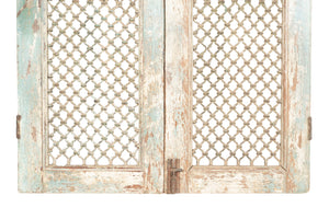 Biscottini Finestra finestrina grata porta in legno massello e in ferro antica e vecchia con telaio da interno o da esterno