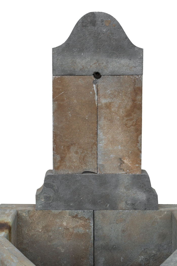 Biscottini Fontana a muro in pietra