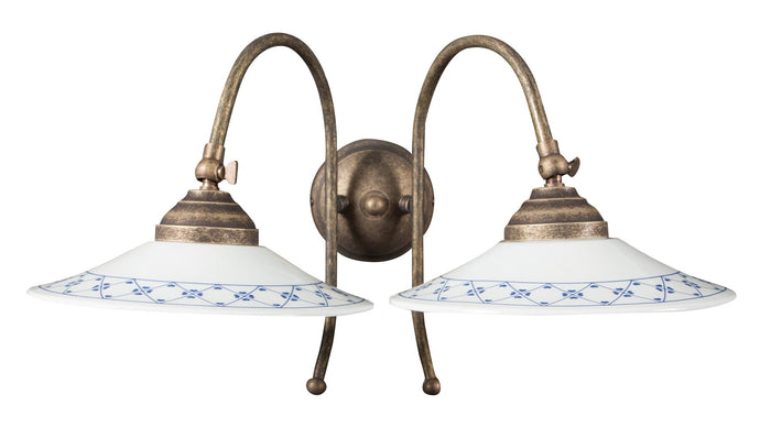 Biscottini Lampada applique a muro style Country in fusione di ottone invecchiato L42XPR28XH26 cm Made in Italy