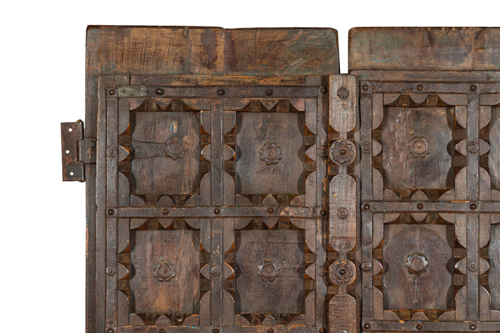 Biscottini Porta portone in legno massello e ferro da interno o da esterno vecchia e antica medievale scorrevole