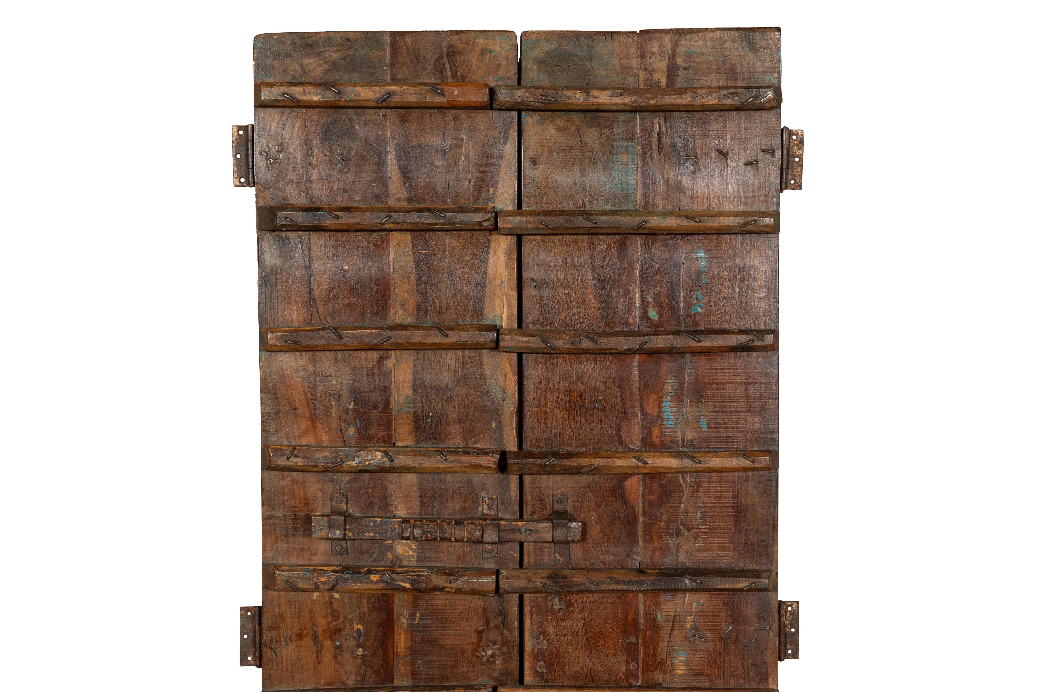 Biscottini Porta portone in legno massello e ferro da interno o da esterno vecchia e antica medievale scorrevole