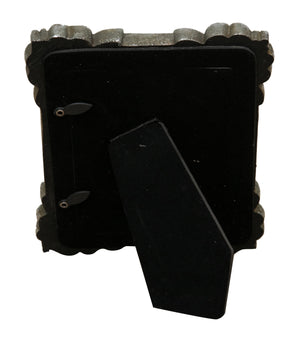 Biscottini PORTAFOTO DA APPOGGIO VERTICALE/ORIZZONTALE IN RESINA FINITURA ARGENTO ANTICATA L13,5XPR2XH17 CM