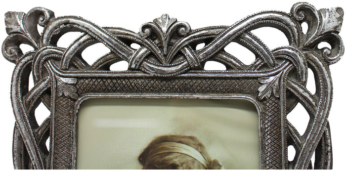 Biscottini Portafoto da appoggio verticale/orizzontale in resina finitura argento anticata L18,5xPR2xH24 cm