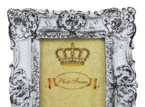 Biscottini PORTAFOTO DA APPOGGIO VERTICALE/ORIZZONTALE IN RESINA FINITURA BIANCO ANTICATA L10,5XPR2XH13 CM