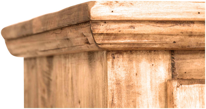 Biscottini Stipo Country in legno massello di tiglio finitura naturale L72xPR40xH173 cm. Made in Italy