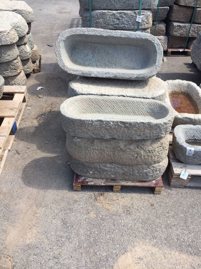 Biscottini Vasca in pietra antica, 1pc, misure assortite Vecchia pietra, passato Offerta