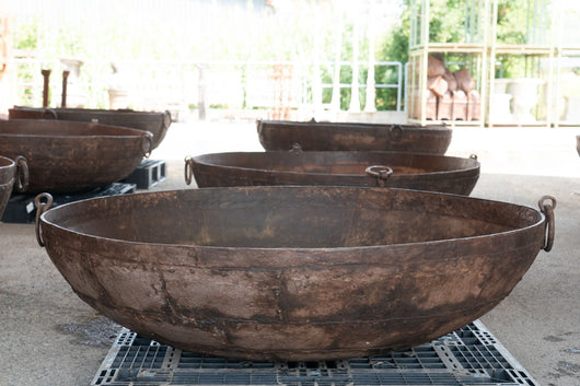 Biscottini VECCHIO CONTENITORE IN FERRO BATTUTO /crogiolo braciere dimensioni Offerta