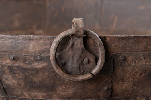 Biscottini VECCHIO CONTENITORE IN FERRO BATTUTO /crogiolo braciere dimensioni Offerta