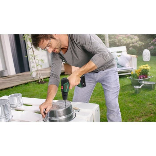 Bosch UniversalDrill 18 V trapano avvitatore a batteria (1 batteria 1,5 Ah box)