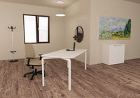 Composizione arredi operativi con scrivania moderna con struttura metallica, mobile con 2 ante battenti e poltroncina girevole