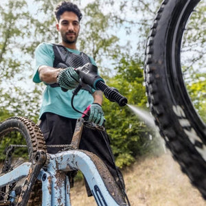 Idropulitrice mobile a media pressione OC 6-18 (con batteria 18 V/2,5 Ah + caricabatteria di serie)