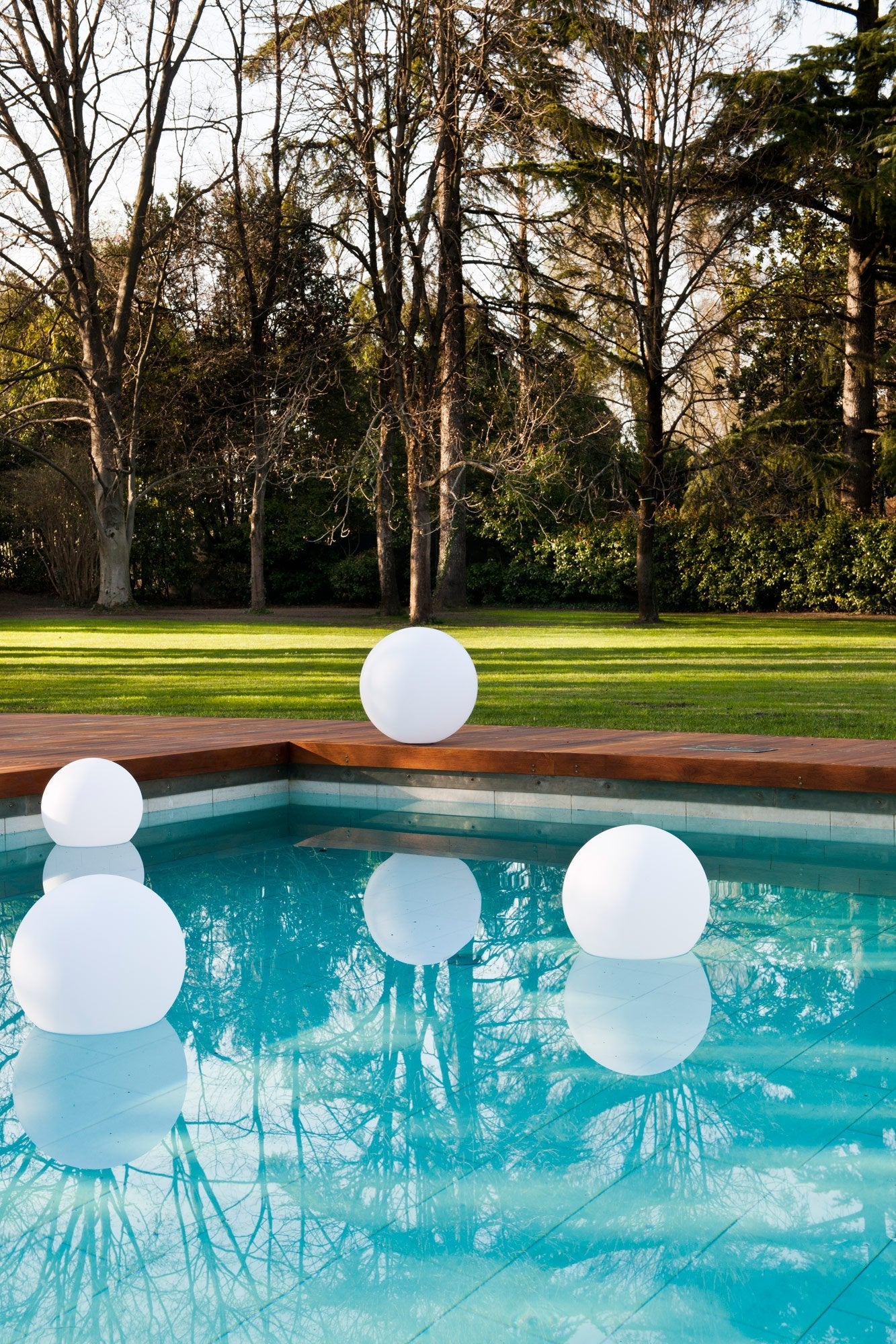 Lampada LED Multicolor da Arredo a Sfera Medium