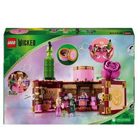 LEGO Wicked 75683 Il dormitorio di Glinda ed Elphaba - Modello da collezione con mini-doll