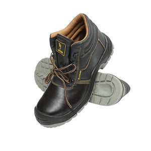 Scarponi di protezione taglia 45 con puntale e inserto nella suola in acciaio 5015