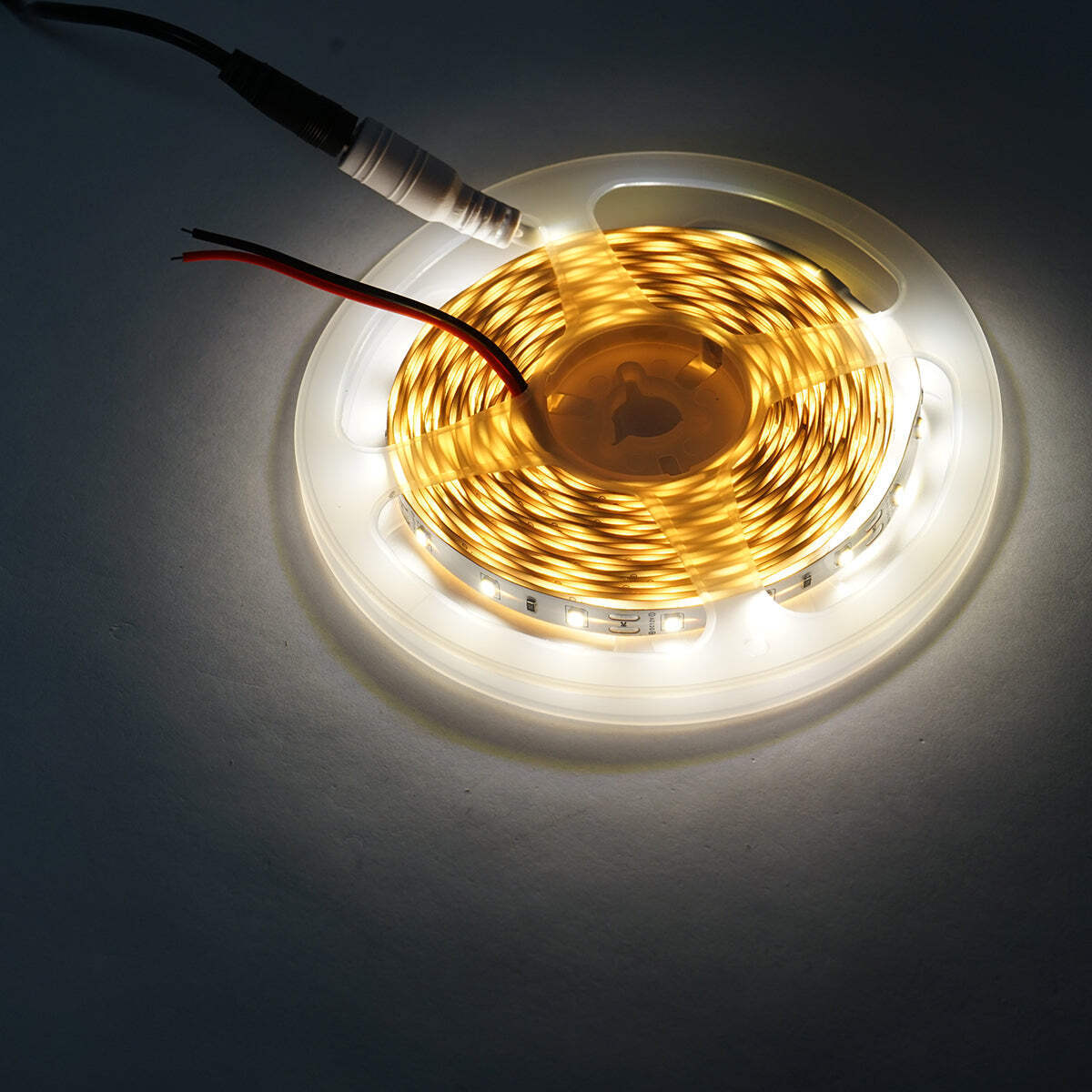 Striscia LED 2835 4.8W/m 4000K, 12-220V rotolo 5m, 60 LED/m IP20