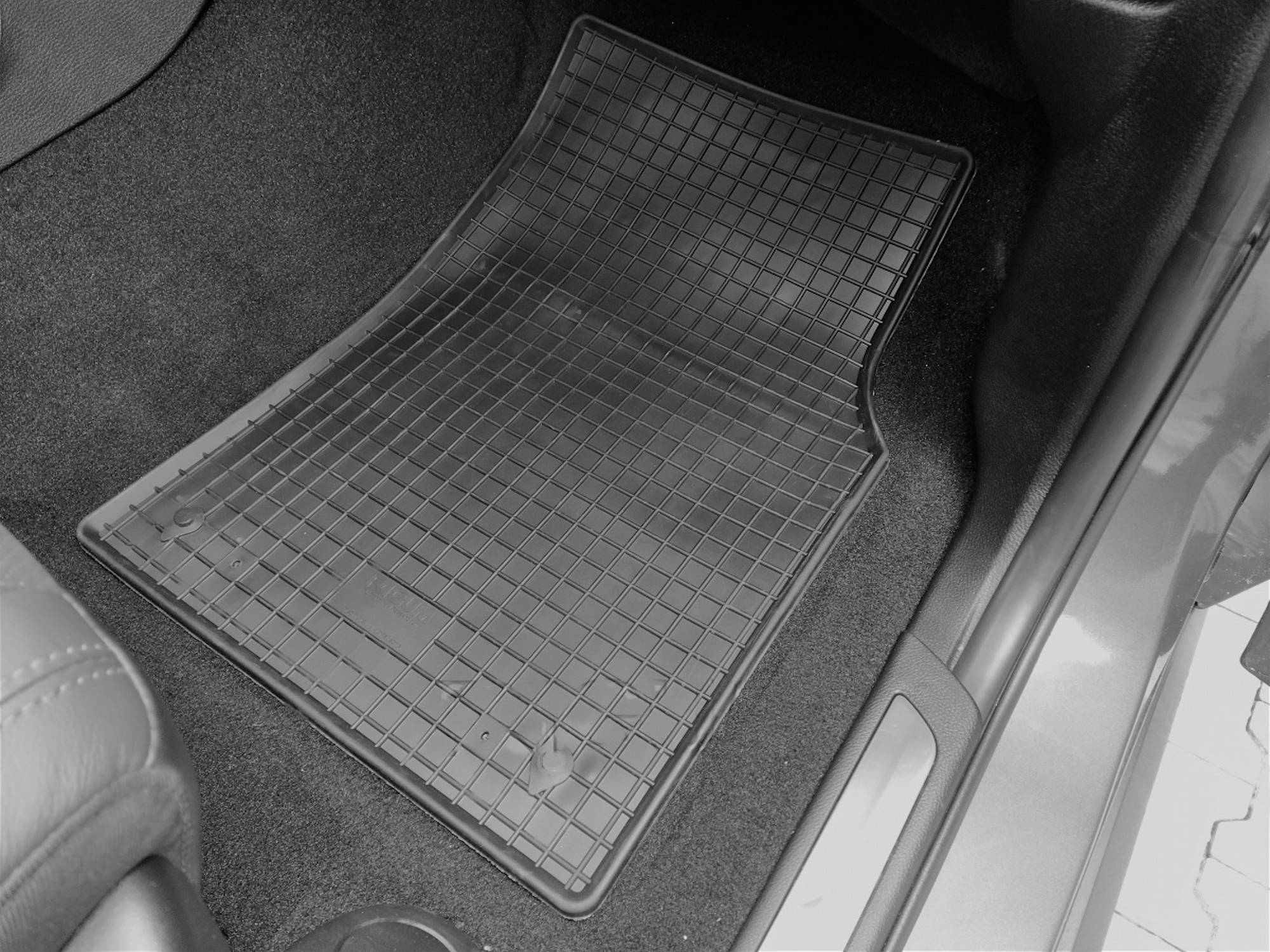 RIGUM903300, Jeep Grand Cherokee IV WK2 dal 10.2010-, Dodge Durango III dal 2011-, Dodge Durango III Rest. dal 2019-