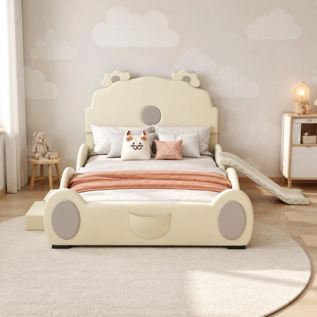 Letto per bambini 140x200 cm in PU e MDF con scivolo e scala, colore beige, design a orsetto