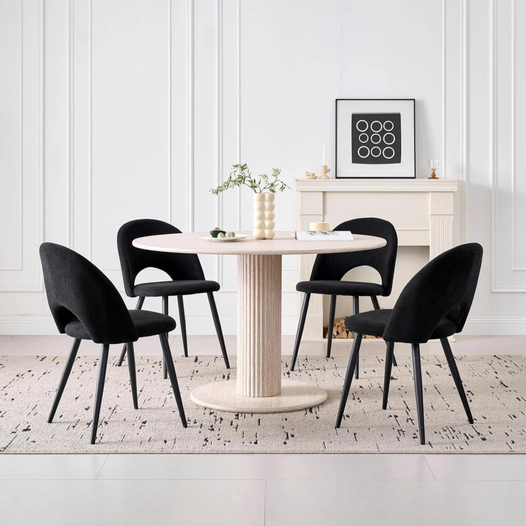 GrandCA HOME Set di 4 Sedie da Pranzo, Moderne Sedie da Cucina Imbottite con Gambe in Metallo, Adatte a Sale da Pranzo, Soggiorni e Camere da Letto - Nero