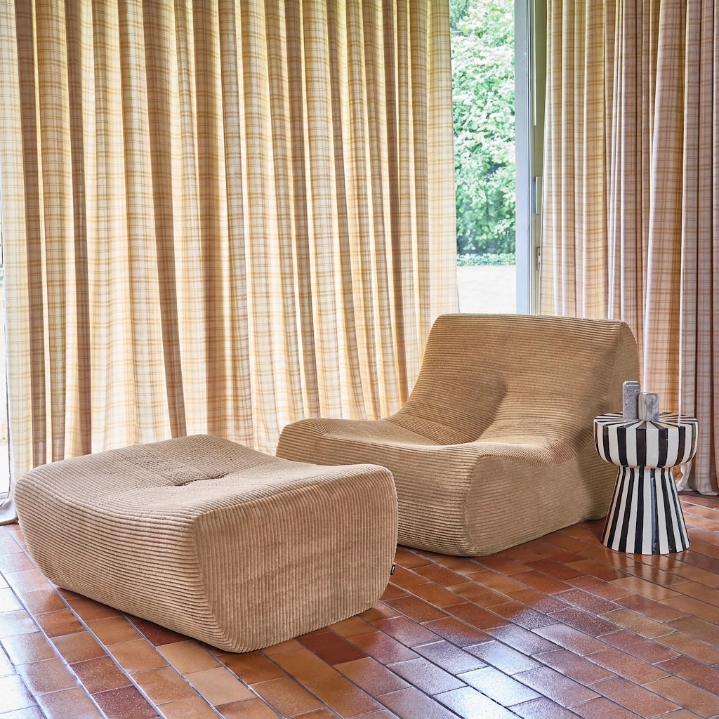 Poltrona in velluto a coste con poggiapiedi, 1 posto, beige scuro