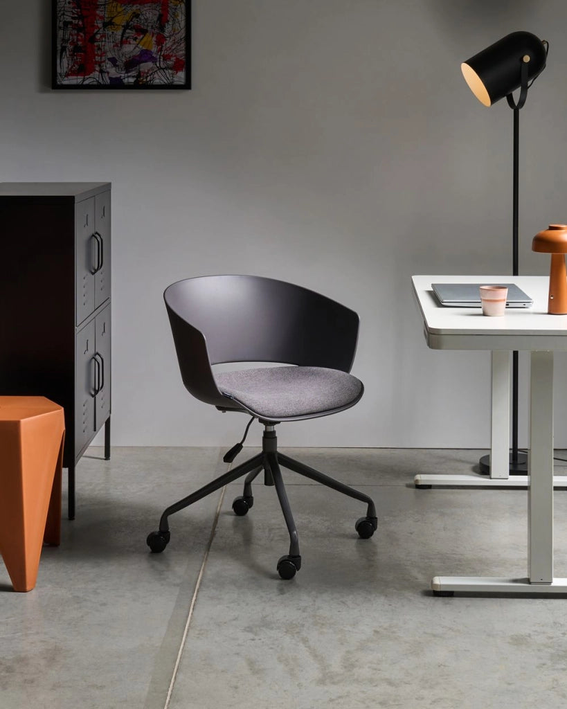 Sedia da ufficio con seduta in tessuto grigio grafite girevole, per scrivania regolabile in altezza