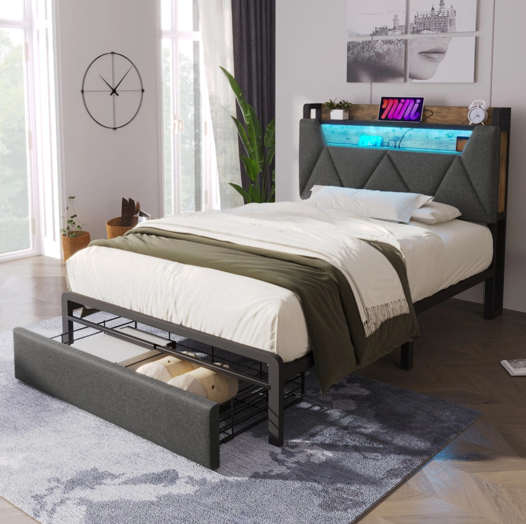 Letto imbottito 90 x 200 cm grigio con materasso, LED, USB-C e cassetto