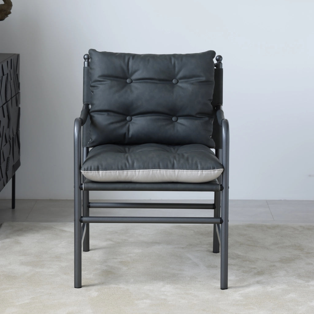Poltrona da Soggiorno con Braccioli, Design Moderno di Metà Secolo, per Interni in Pelle e Metallo Nero