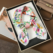 Sciarpa quadrata in seta rosa con stampa floreale, stile pastorale, 70 cm, piccola sciarpa da collo da donna, fresca, dolce e versatile.