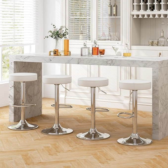 2 Sgabelli Regolabile in Altezza in Finta Pelle 63-84,5 cm, Sgabello Cucina Girevole con Poggiapiedi e Base Antiscivolo, Sedia Portata 115 kg per Sala da Pranzo e Penisola Cucina
