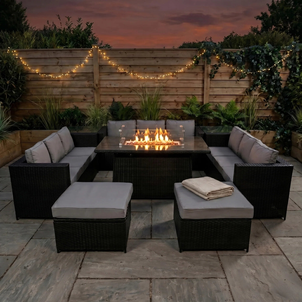 Set Giardino Rattan 11 Posti Nero Divani Sgabelli Tavolo Firepit