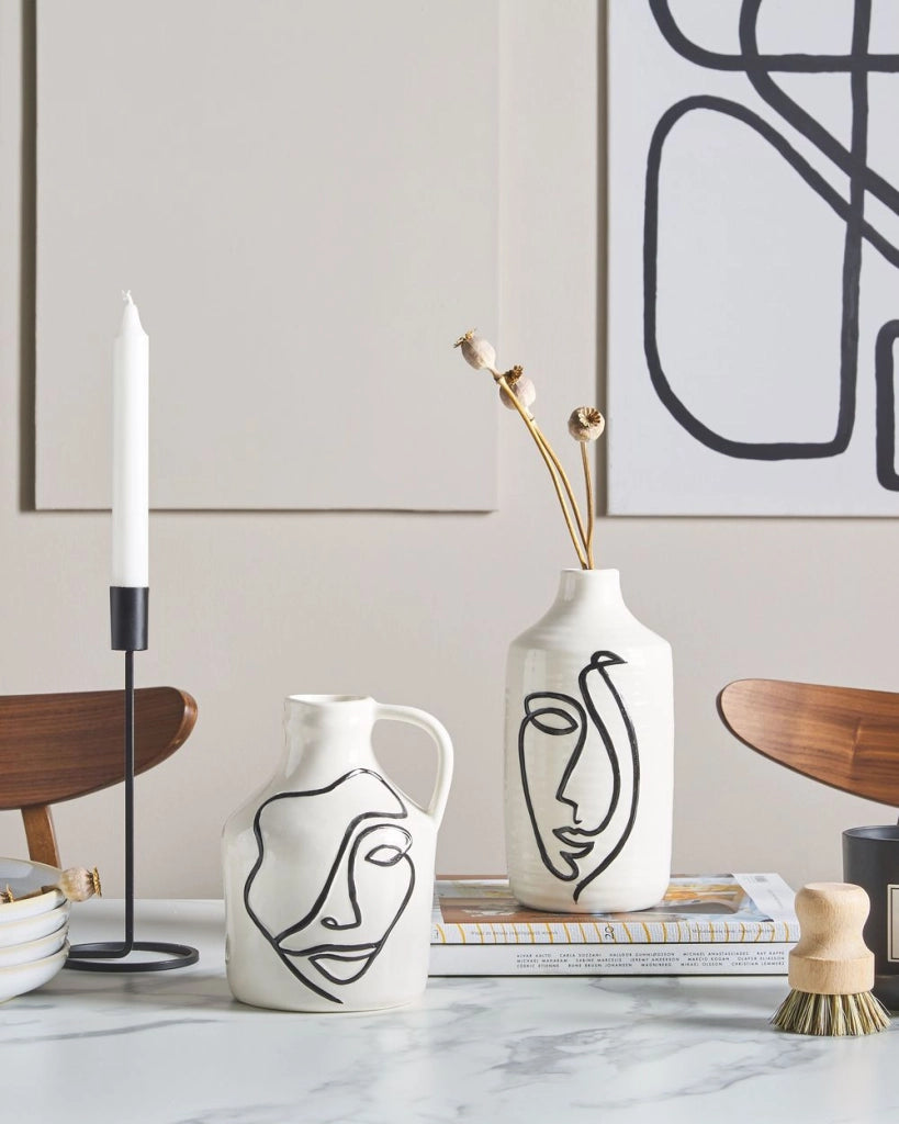 Vaso per fiori in gres porcellanato bianco con motivo viso accessorio decorativo per la casa