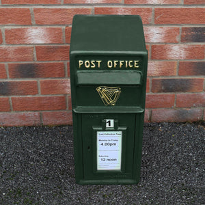 Cassetta Postale per le Lettere in Stile Britannico Inglese in Ghisa da Esterno Bocchetta Lettere Standard UK - con Piedistallo - Verde