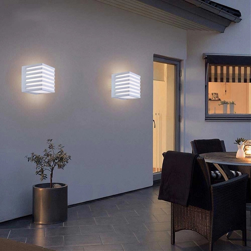 Trade Shop - Applique Muro Esterno Led 10w Lampada Decorativa Strisce Cubo Bianco Ip54 B110-b - -bianco Caldo      -