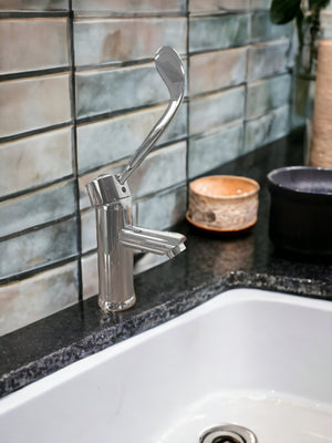 Miscelatore lavabo con maniglia a leva clinica sanitaria