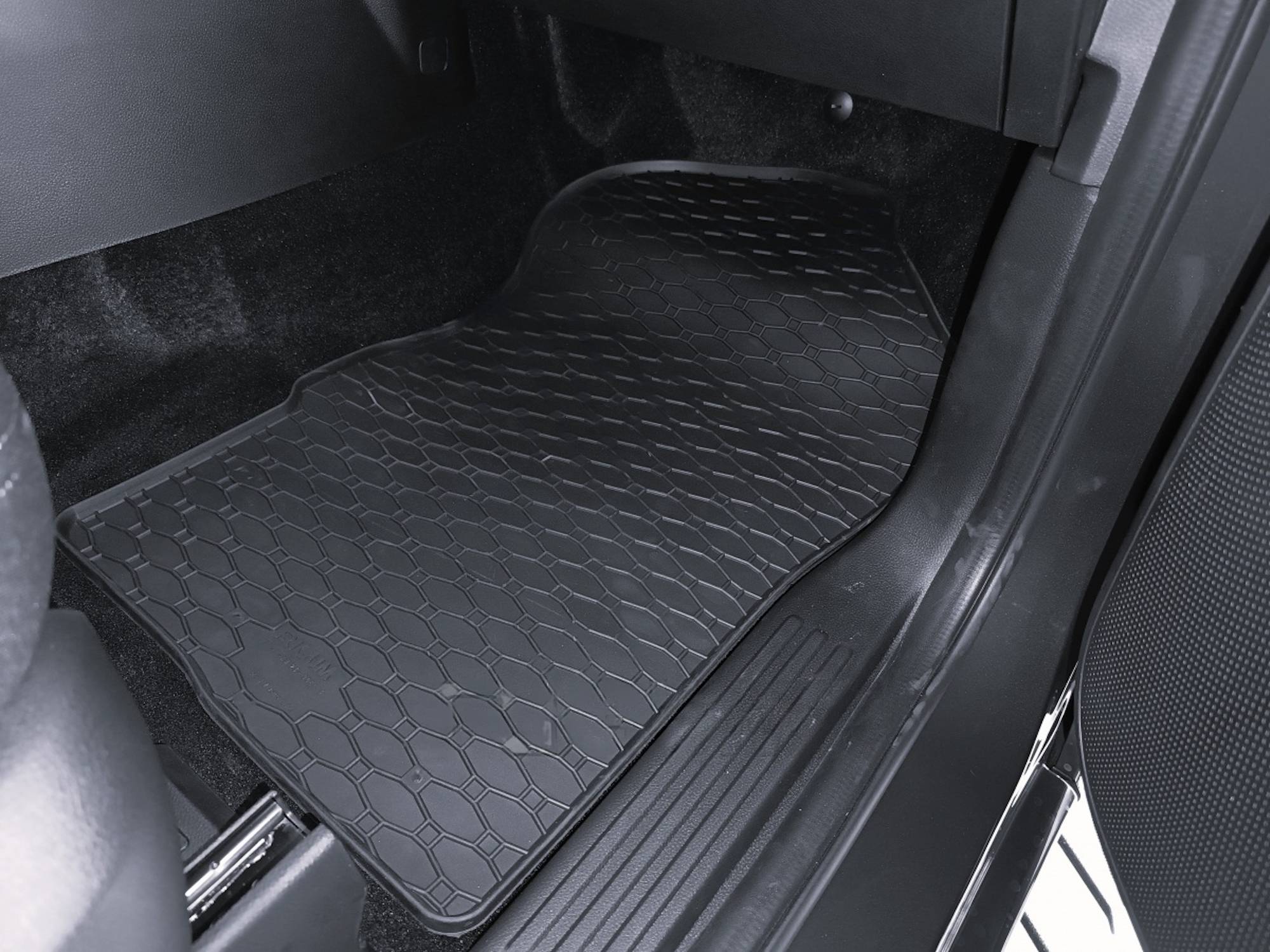 RIGUM906004 , Ford Ranger doppia cabina dal 2023, VW Amarook doppia cabina dal 2023-