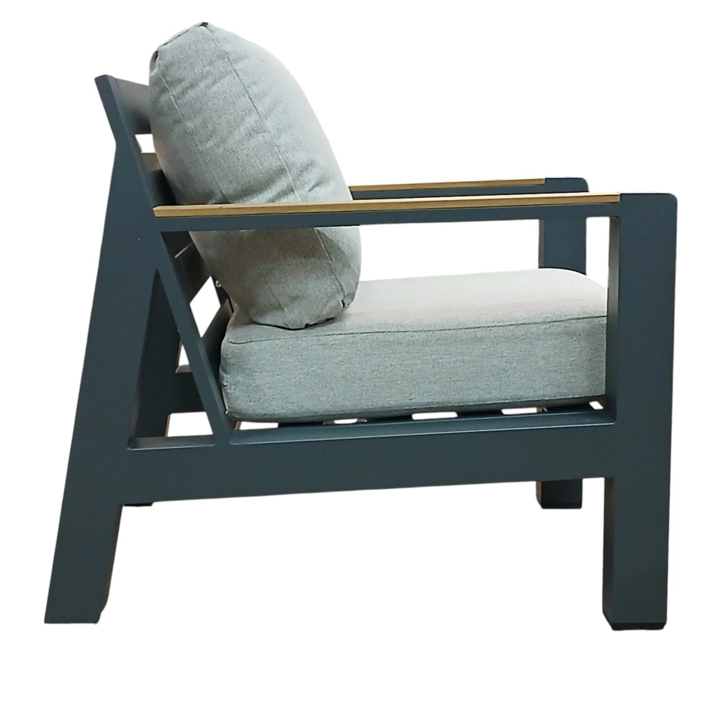 SET SALOTTO KRISTIAN CON DIVANO POLTRONE NERO.