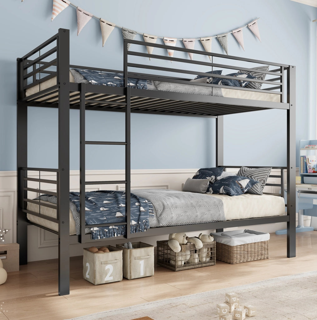 Letto a castello in metallo nero con scala reversibile e spazio contenitivo