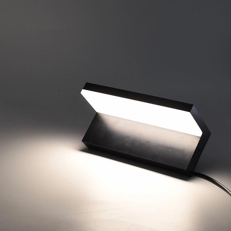 LAMPADA LED DA PARETE PER ESTERNO IP54 LUCE NATURALE 4000K - ILLUMINAZIONE ELEGANTE E DUREVOLE