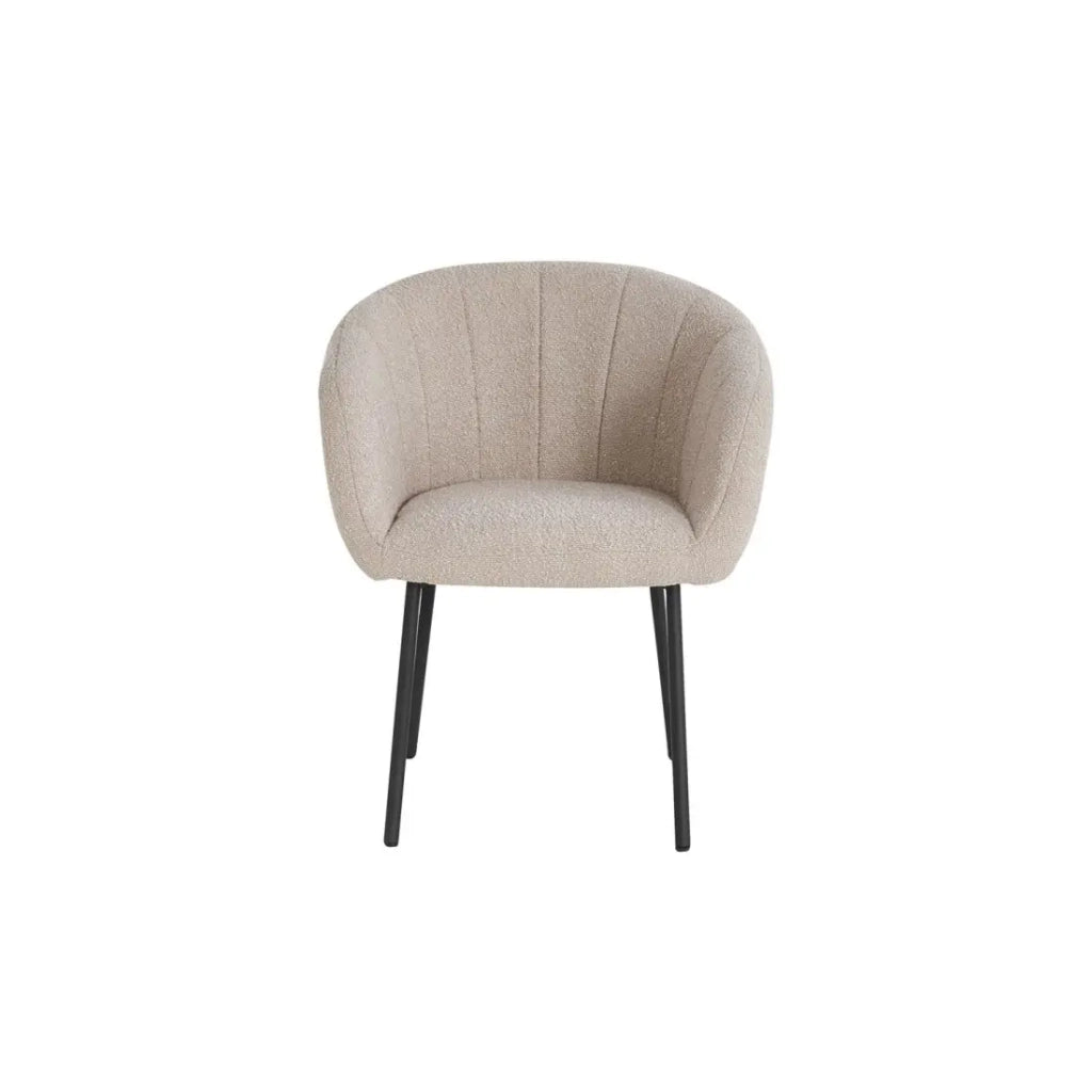 Sedia SIVIGLIA – Tessuto bouclé sabbia – Piedi in metallo nero – H79 x L57 x P62 cm