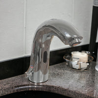 Rubinetto miscelatore elettronico automatico ad infrarossi