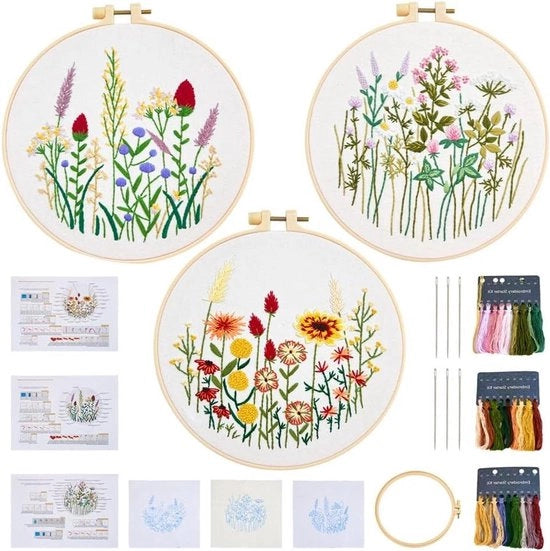 Set di Cucito per Principianti con Disegno di Fiori, inclusivo di Aghi, Filo, Tessuto e Cinghia di Cucito.