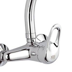 Rubinetto per lavello a muro con leva frontale e bocca alta girevole - serie kiss