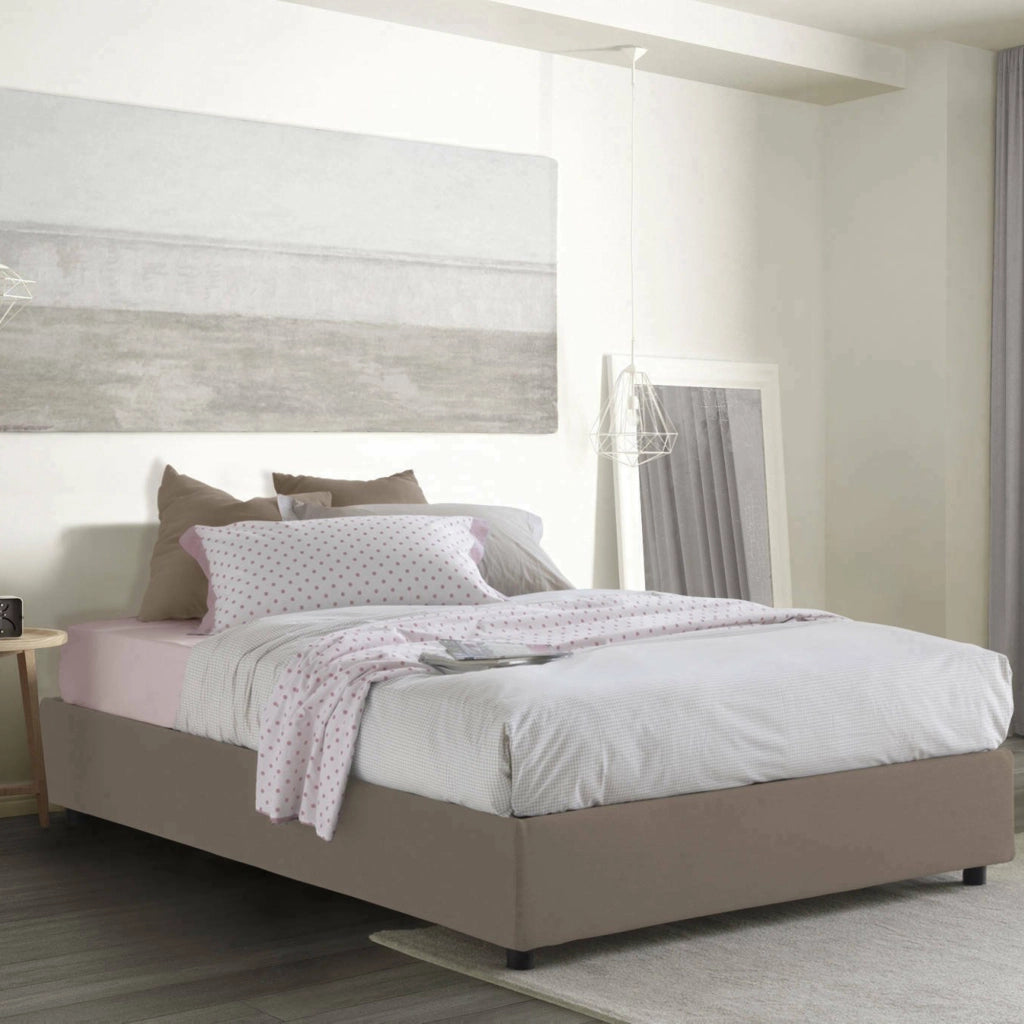 Letto matrimoniale Arvic, Letto contenitore con rivestimento in tessuto, Made in Italy, Apertura frontale, adatto per materasso cm 140x200, Tortora