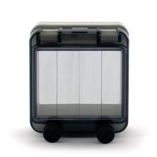 Sportello IP67 moduli 04 a 2 viti grigio Pce