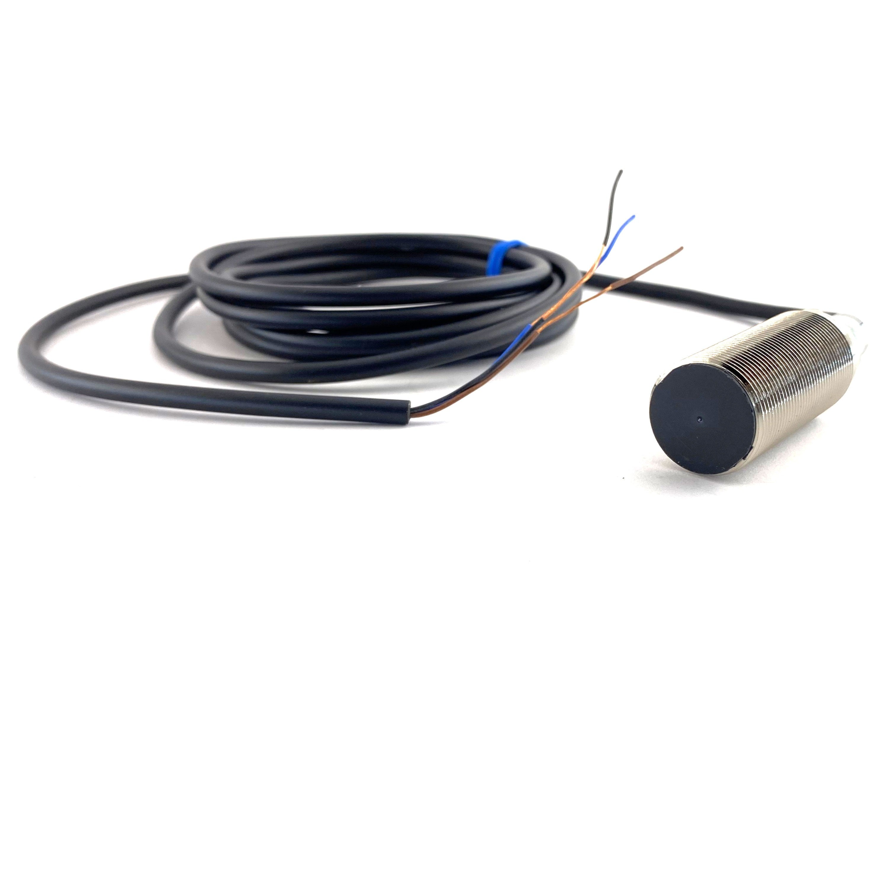 Sensore 8mm ind. npn-n.o. cavo 2mt Omron