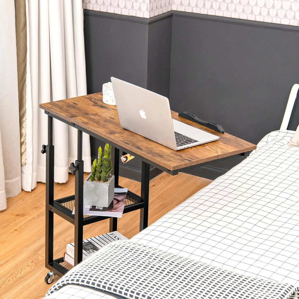 Tavolino Porta PC Regolabile in Altezza e Inclinazione, Tavolo Laterale per Letto e Divano con Ruote, Tavolino in Legno e Metallo per Salotto e Camera da letto, 80 x 40 x 64-95 cm (marrone)